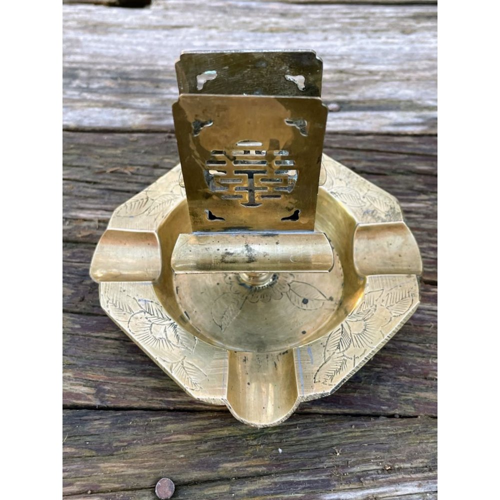Vintage 1930s Chinese Export Brass Ashtray with Matchbox Holder - Picture 13 of 15